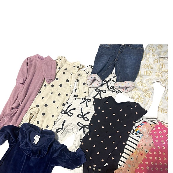 Baby Girl Clothing Lot 25+ Pc 3–9 Month Sleepers Rompers Pants Tops Mixed Brands - Picture 3 of 11